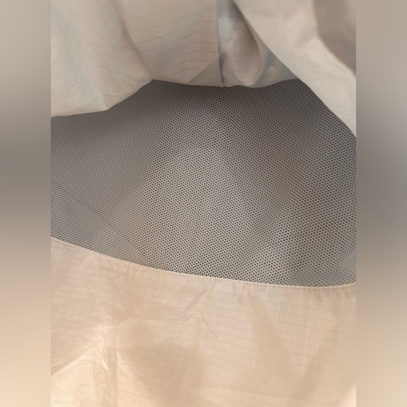 Nike Sportswear Windrunner Jacket Windbreaker Silver Medium Gorpcore Sporty Chic - Picture 9 of 9